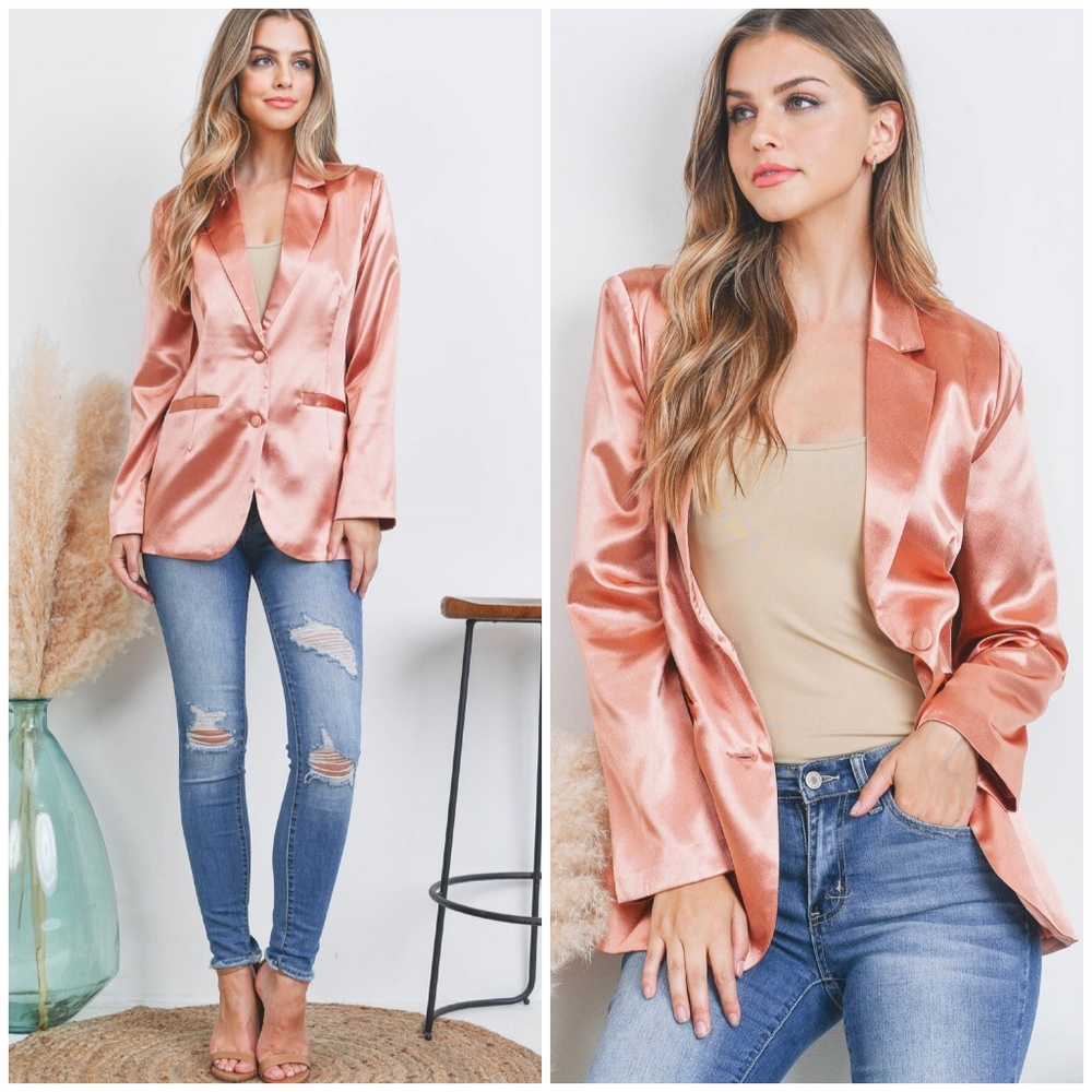 LAST 1❗🎀HP🎀 BLUE BLUSH Vintage Blush Satin Blazer - Picture 7 of 7
